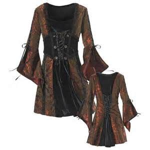 Wearing Your Power: How Modern Wiccan Clothing Empowers Practitioners